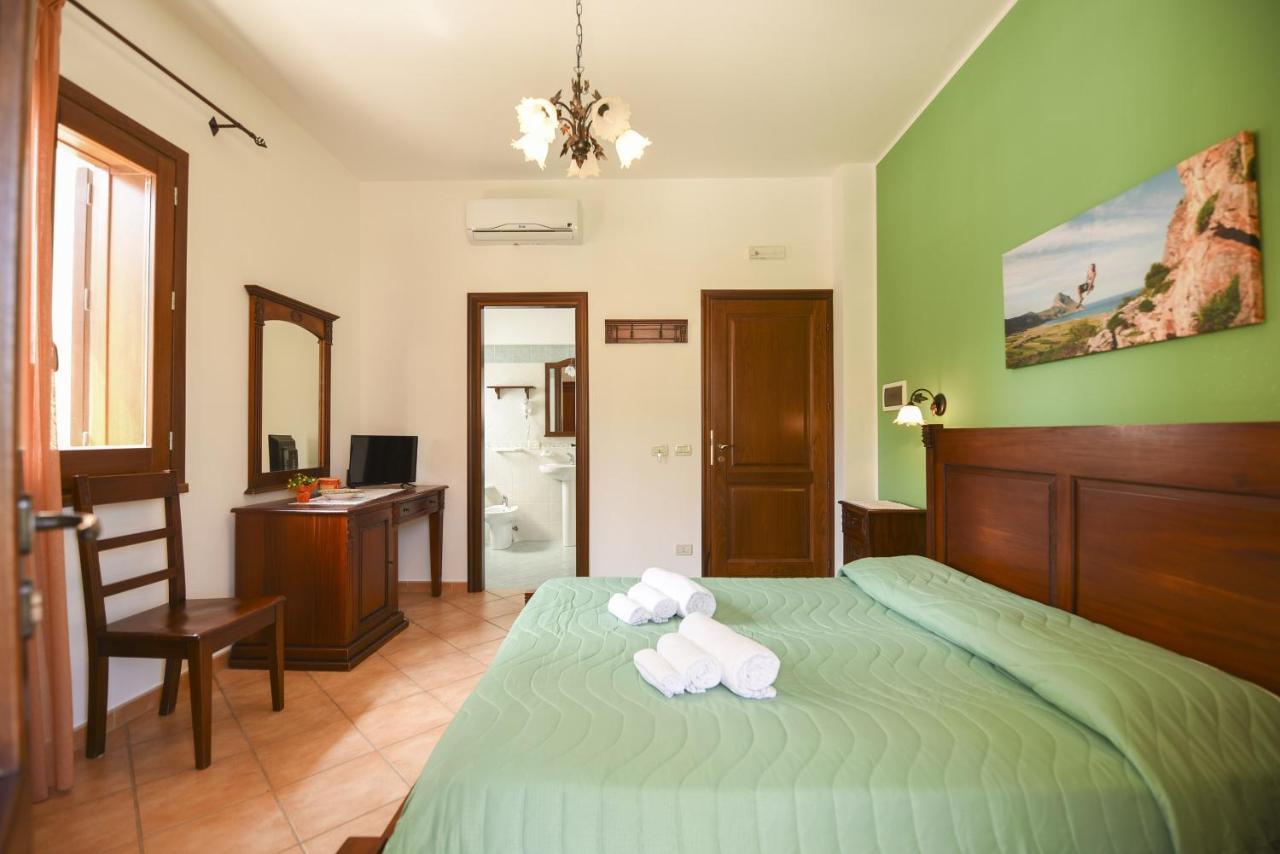 Aurora Castelluzzo Bed and Breakfast Εξωτερικό φωτογραφία