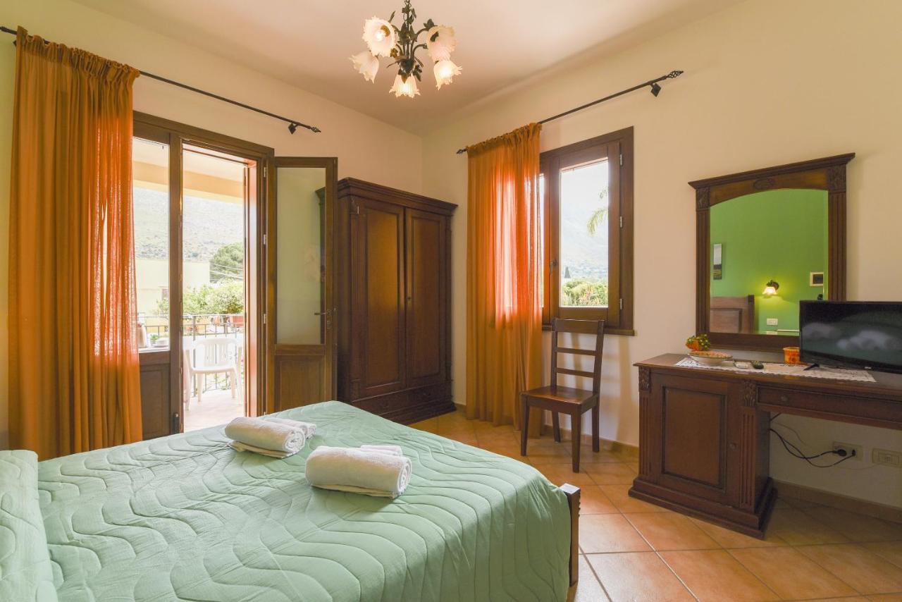Aurora Castelluzzo Bed and Breakfast Εξωτερικό φωτογραφία