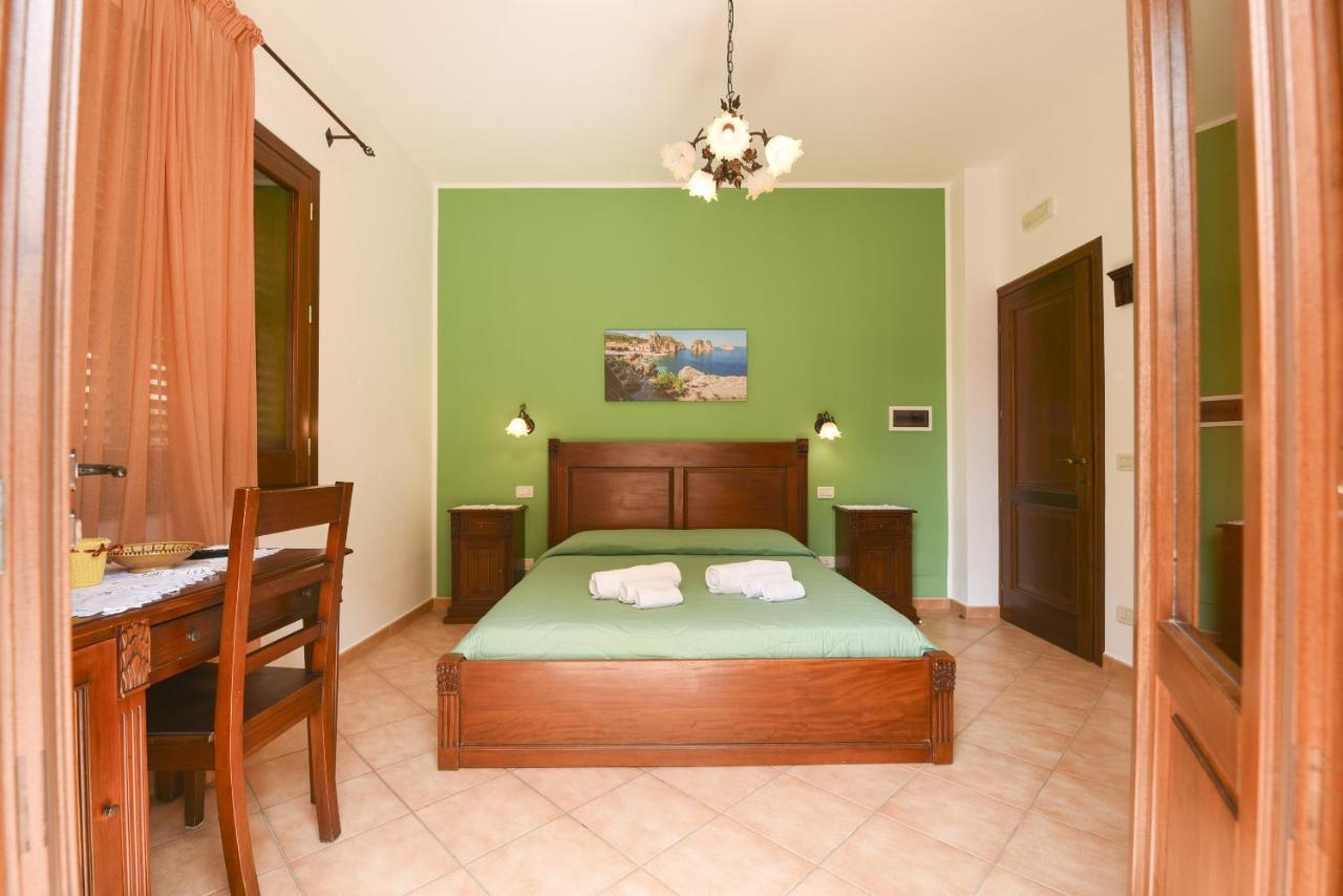 Aurora Castelluzzo Bed and Breakfast Εξωτερικό φωτογραφία