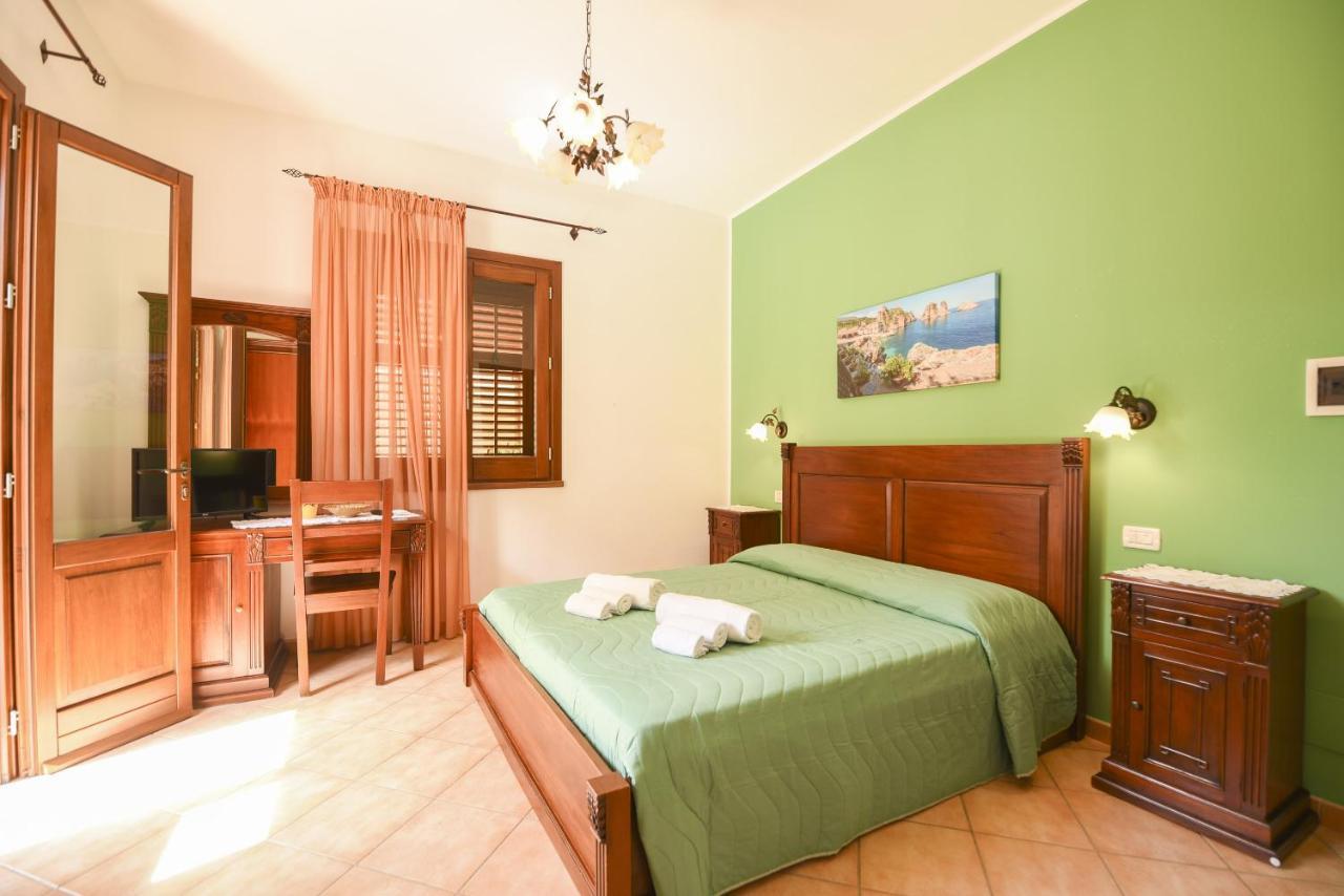 Aurora Castelluzzo Bed and Breakfast Εξωτερικό φωτογραφία