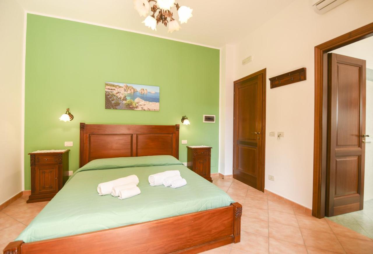 Aurora Castelluzzo Bed and Breakfast Εξωτερικό φωτογραφία