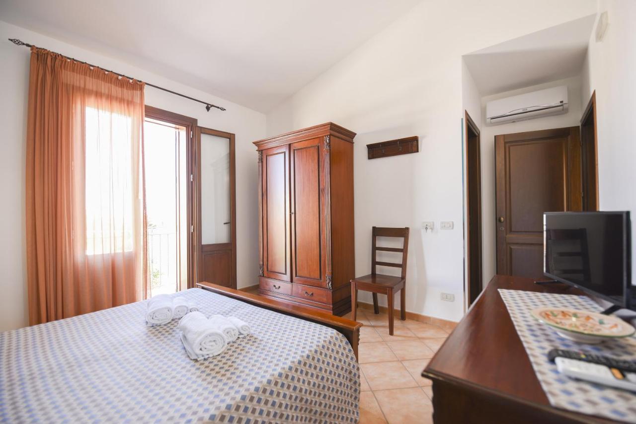 Aurora Castelluzzo Bed and Breakfast Εξωτερικό φωτογραφία