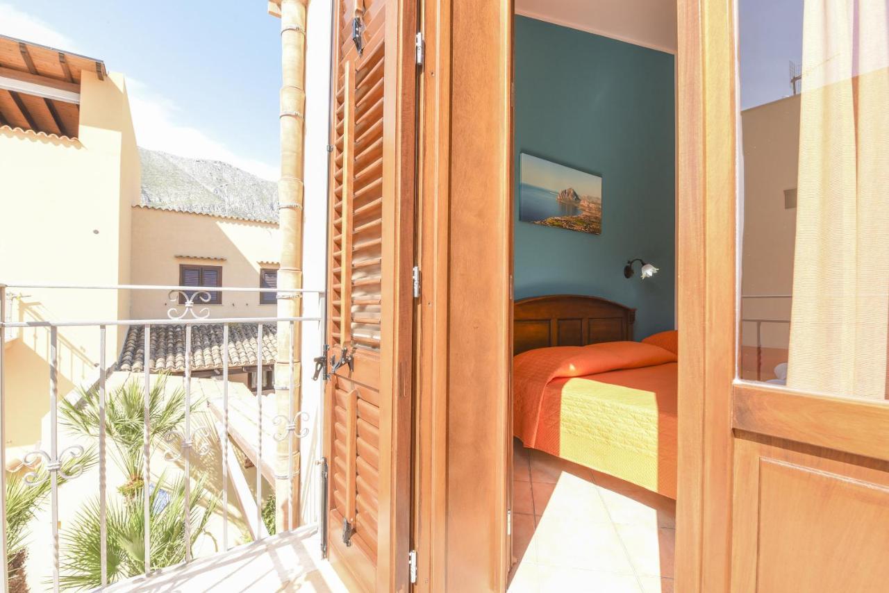 Aurora Castelluzzo Bed and Breakfast Εξωτερικό φωτογραφία