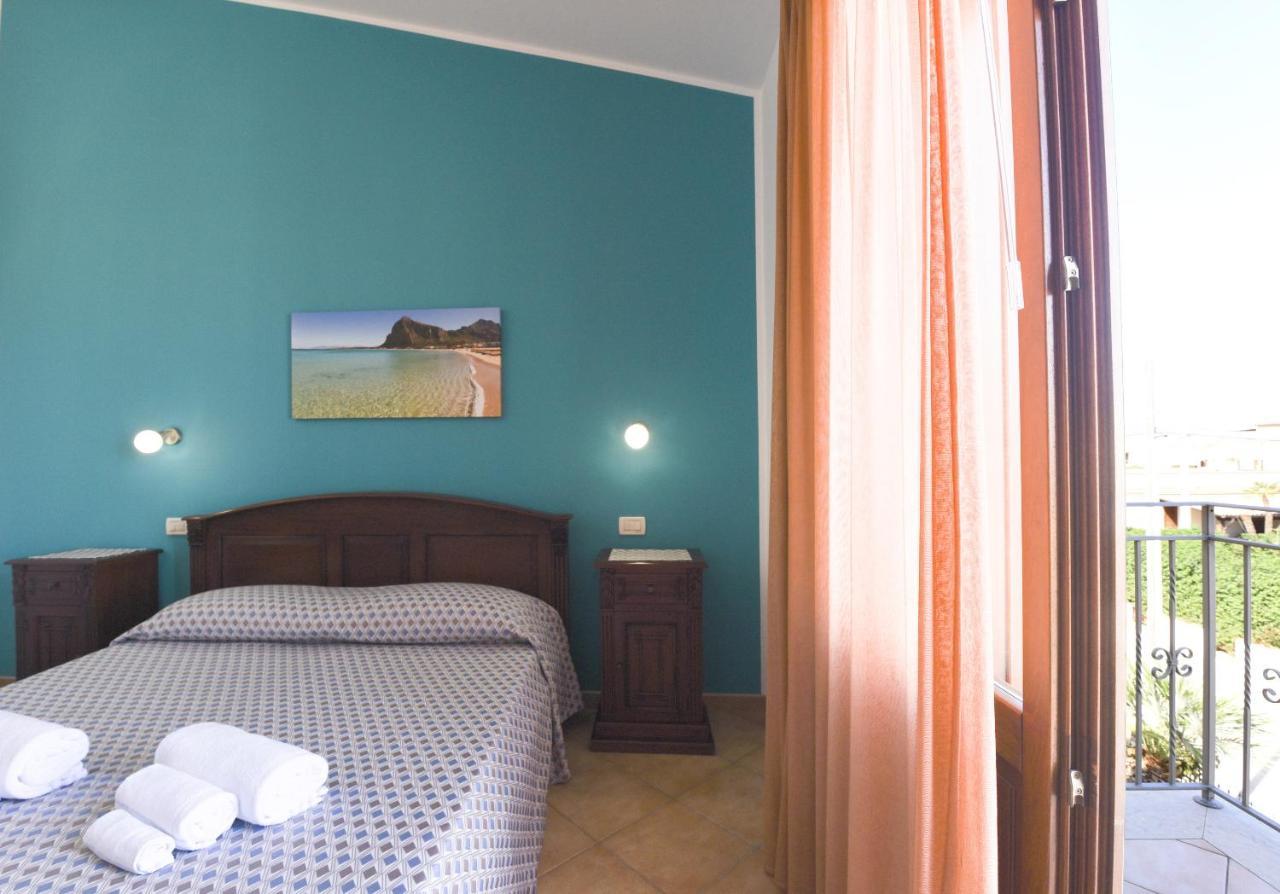 Aurora Castelluzzo Bed and Breakfast Εξωτερικό φωτογραφία
