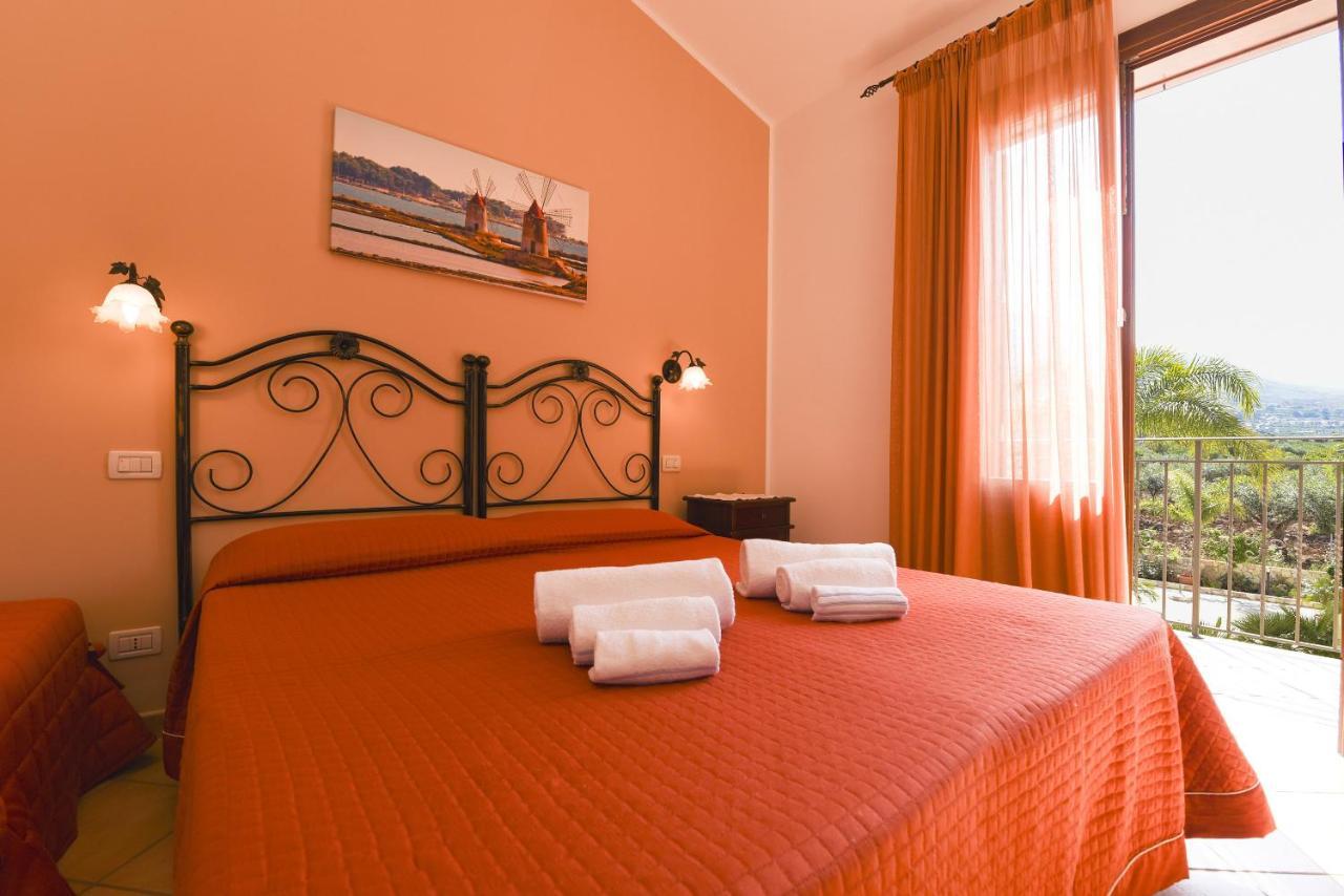 Aurora Castelluzzo Bed and Breakfast Εξωτερικό φωτογραφία
