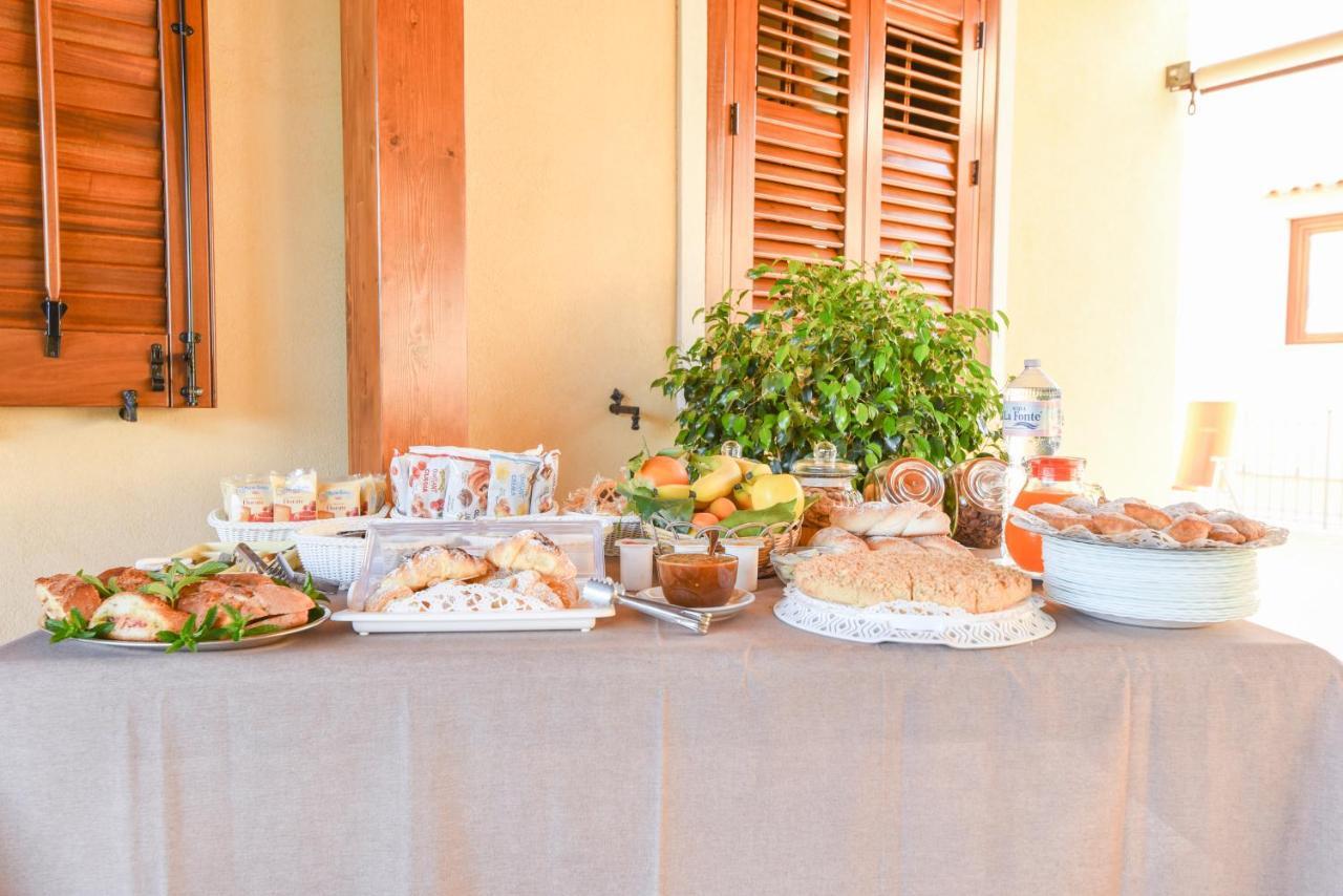Aurora Castelluzzo Bed and Breakfast Εξωτερικό φωτογραφία