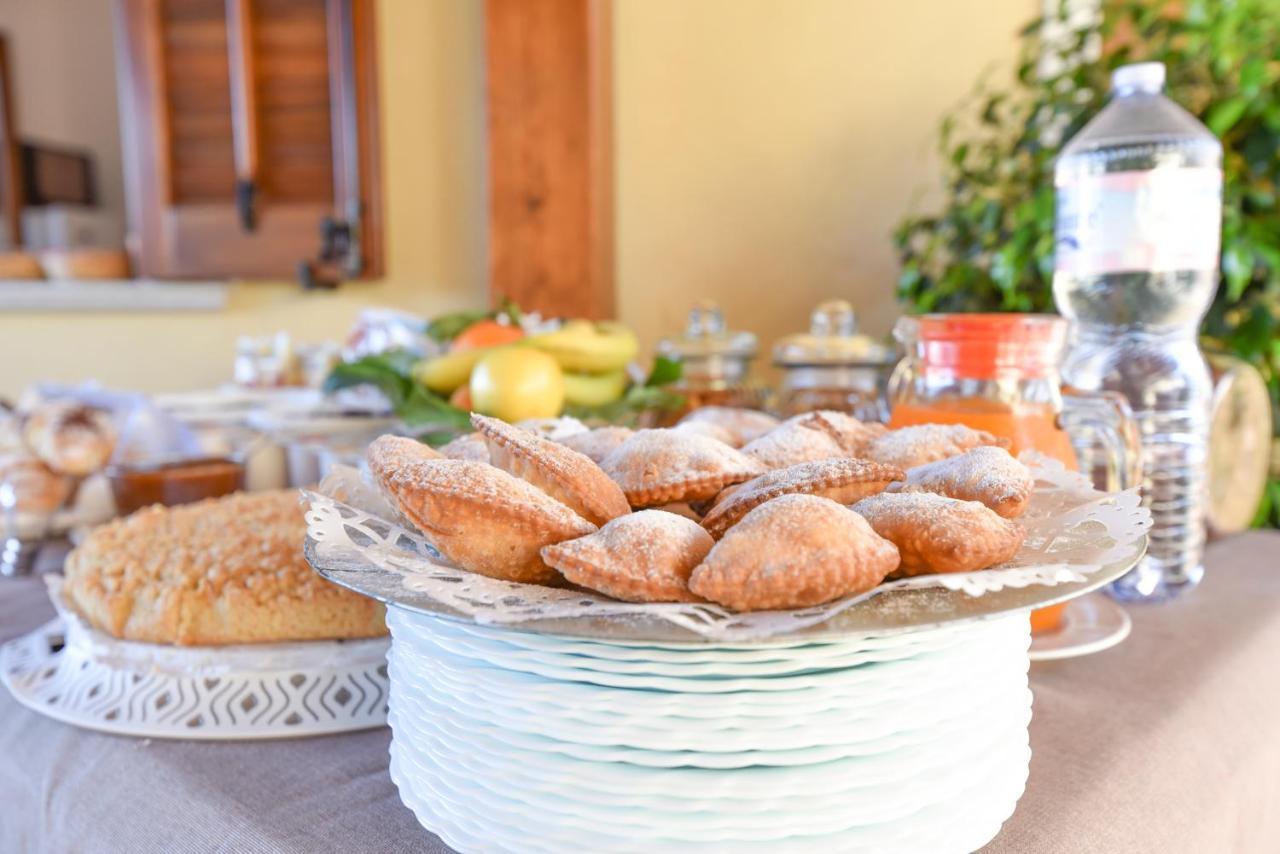 Aurora Castelluzzo Bed and Breakfast Εξωτερικό φωτογραφία