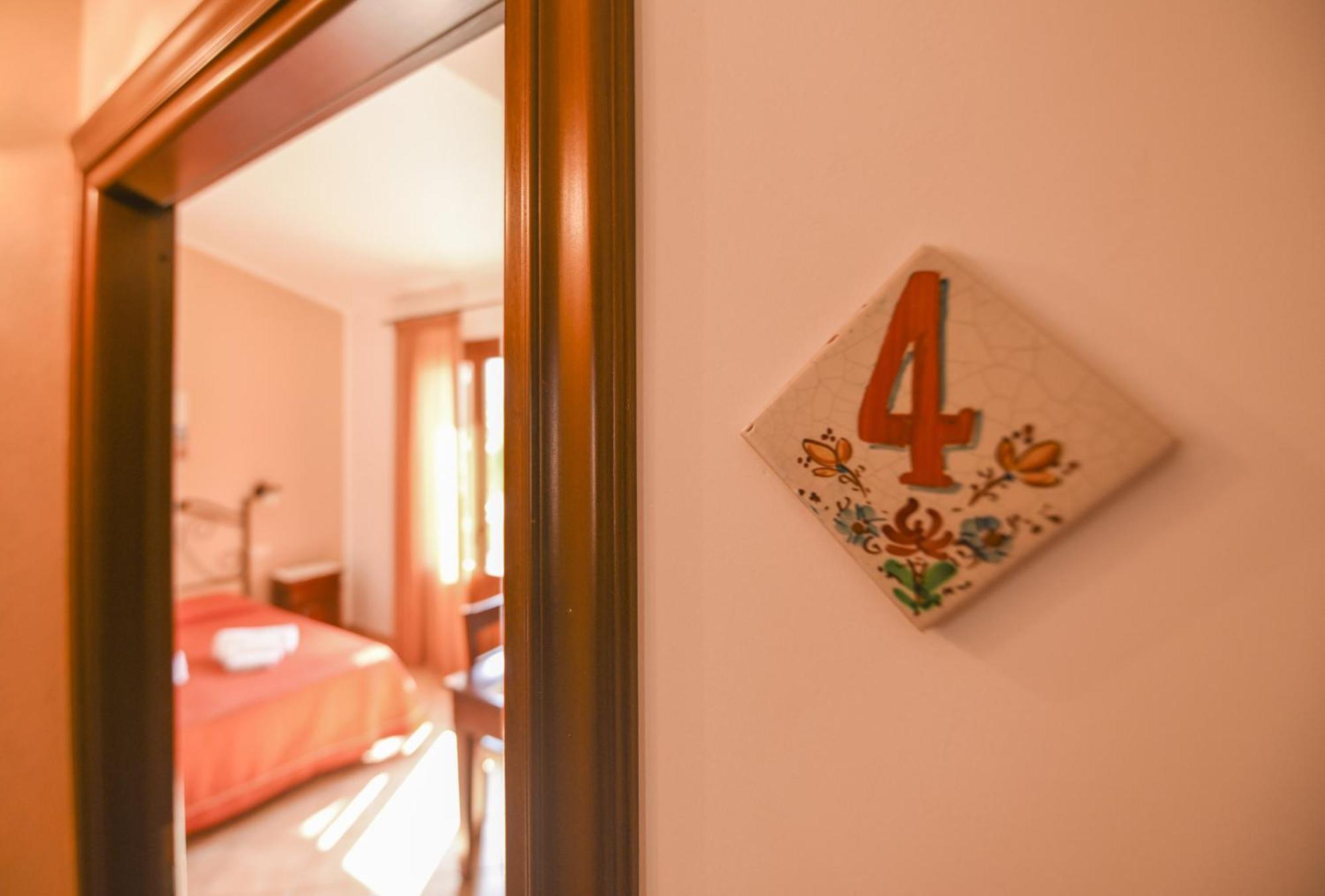 Aurora Castelluzzo Bed and Breakfast Δωμάτιο φωτογραφία