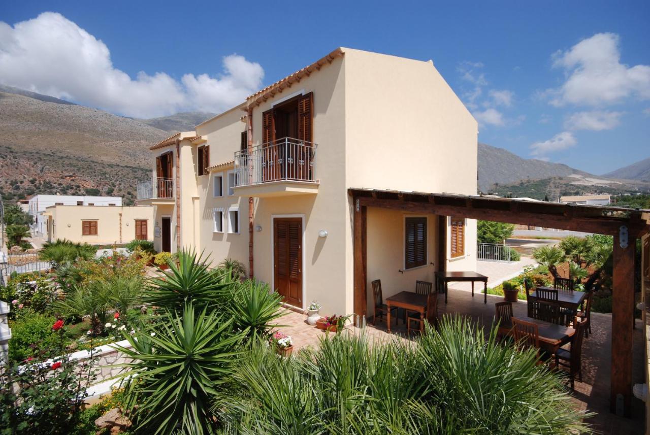 Aurora Castelluzzo Bed and Breakfast Εξωτερικό φωτογραφία